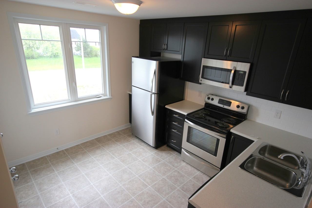 3516 Jockvale Rd - Photo 2 of 12