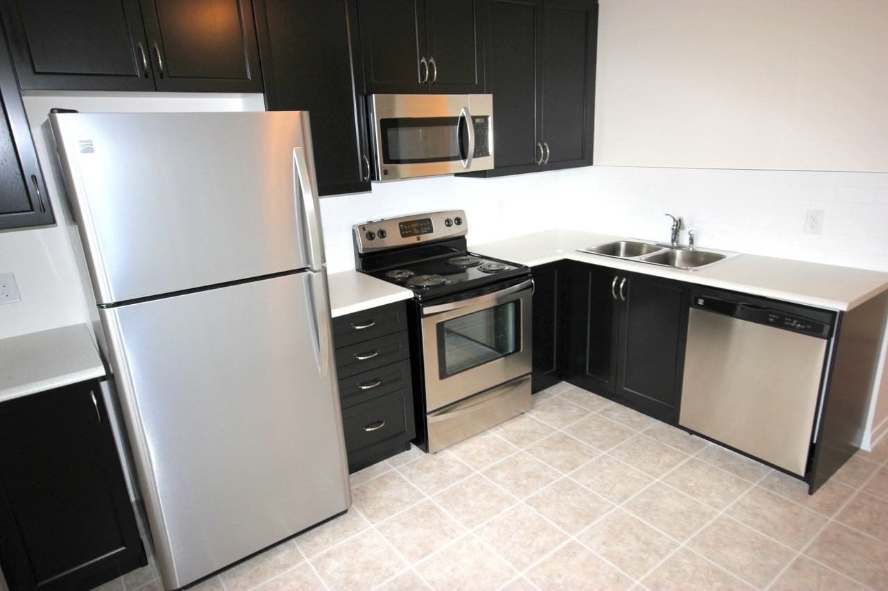 3516 Jockvale Rd - Photo 3 of 12