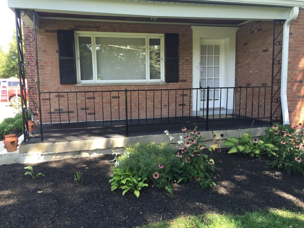 9910 Zig Zag Rd - Photo 2 of 16