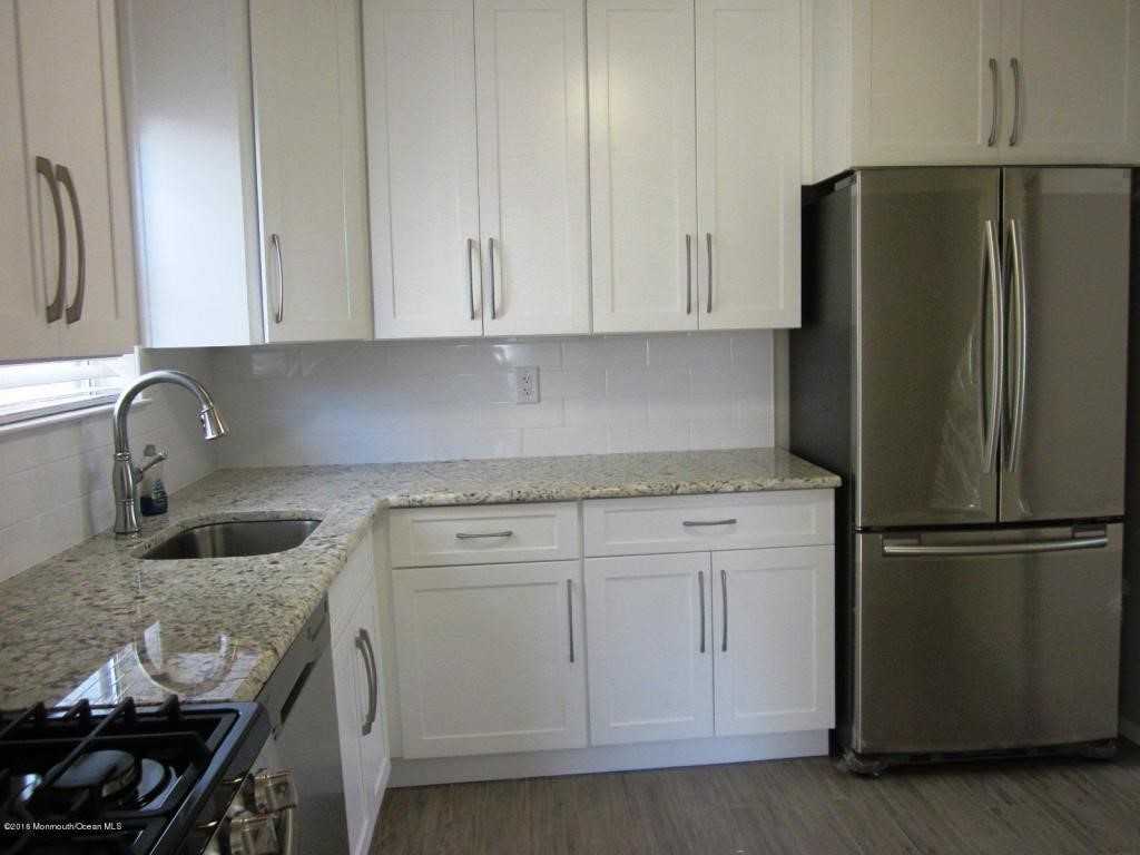123-101 Blake Ct - Photo 3 of 12