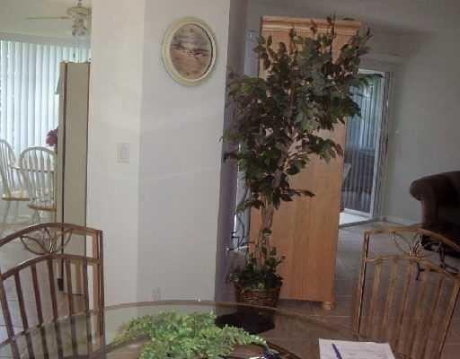 17280 Boca Club Blvd - Photo 2 of 6