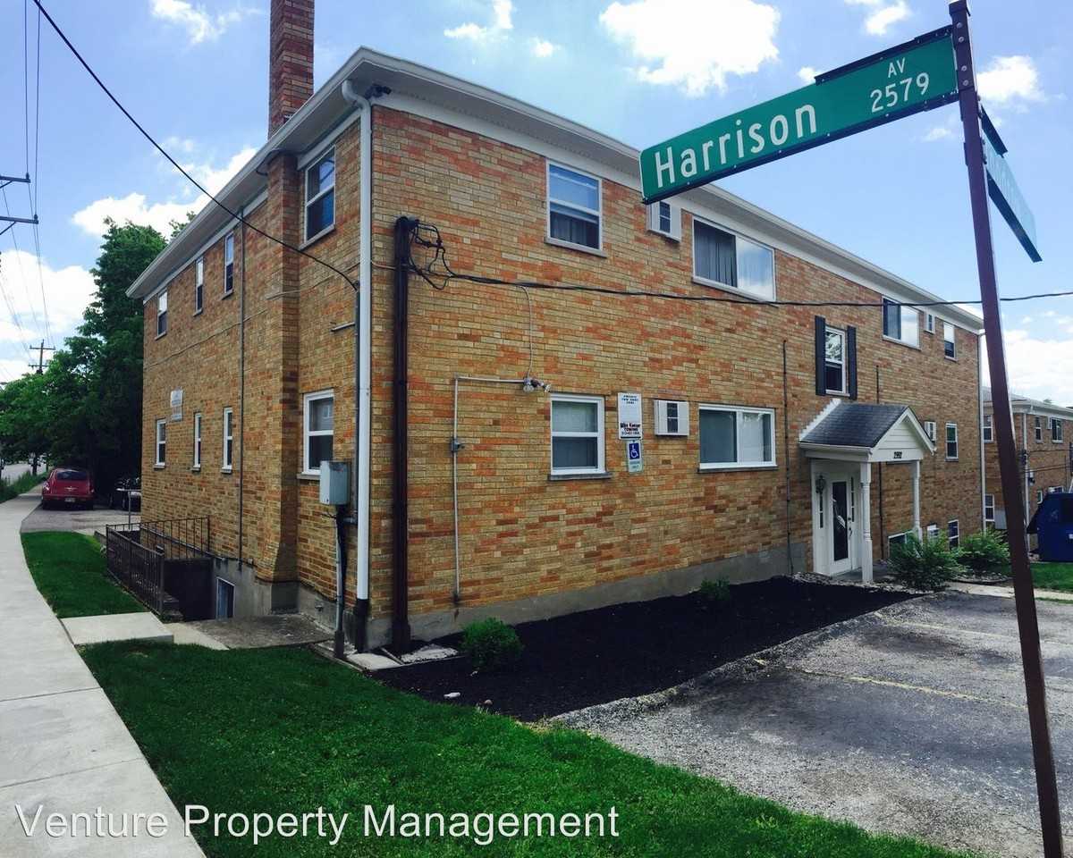 2986 Woodrow Drive - Photo 2 of 13