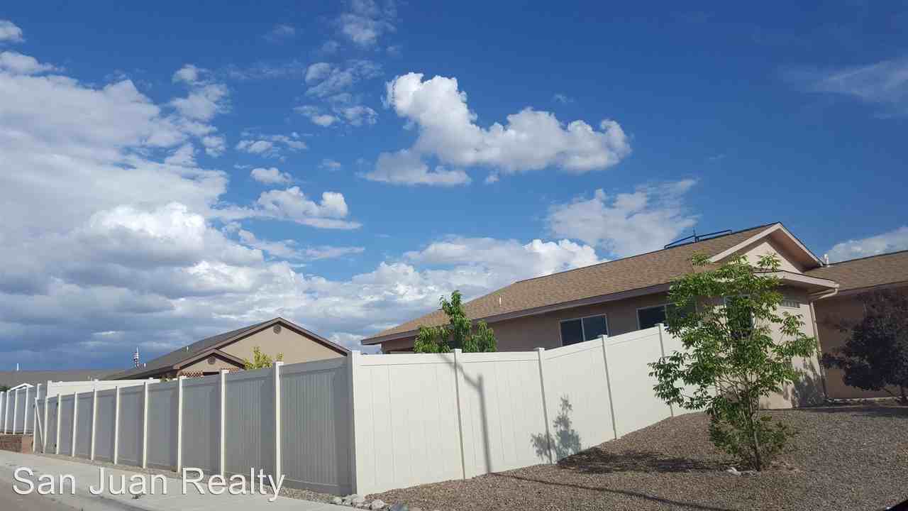 1224 Turning Leaf Ln - Photo 2 of 22