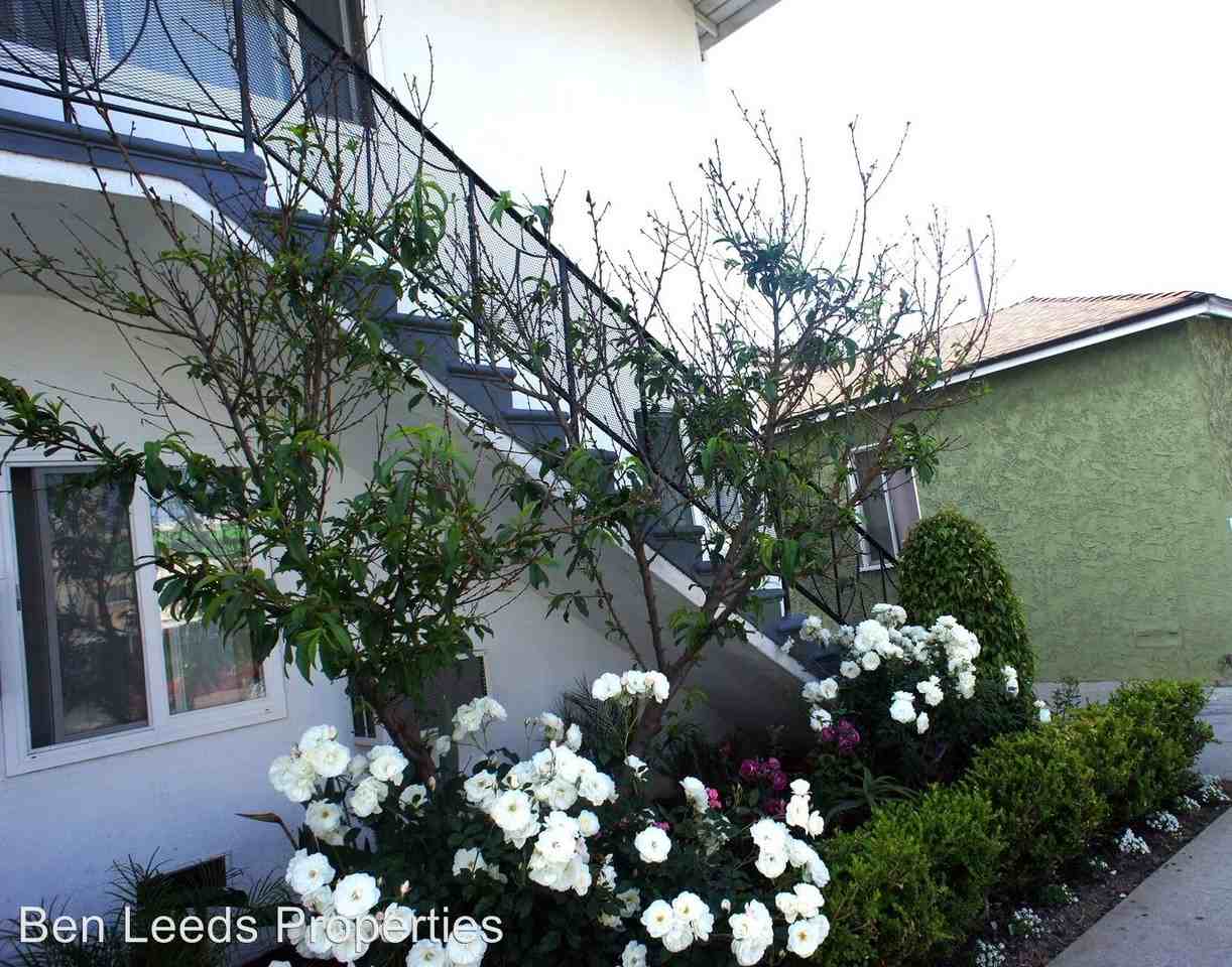 3801 Girard Ave - Photo 3 of 4