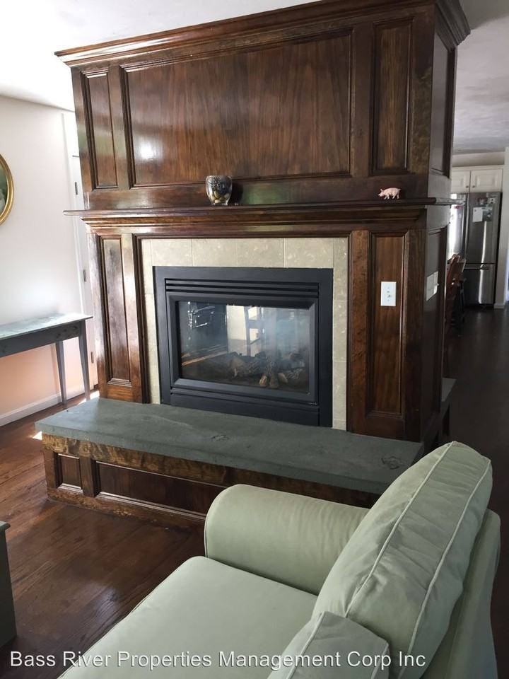 107 Courtney Rd - Photo 3 of 9