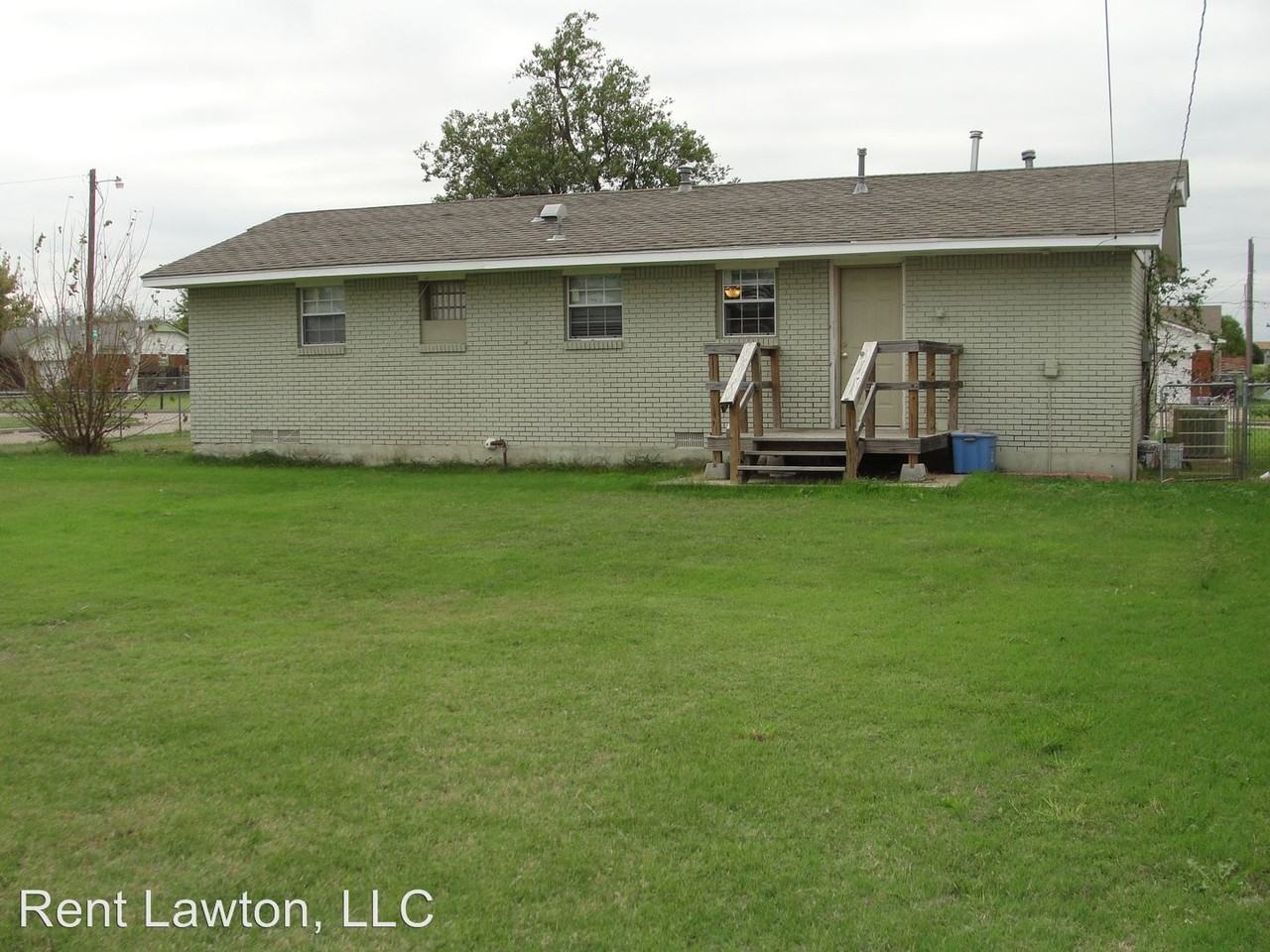 4901 NW Pollard Ave - Photo 3 of 29