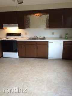 1110 N Chapel St - Photo 3 of 3