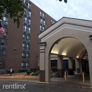 Ballard Place/Connie Griffith Manor Apartments 650 Tower Plaza