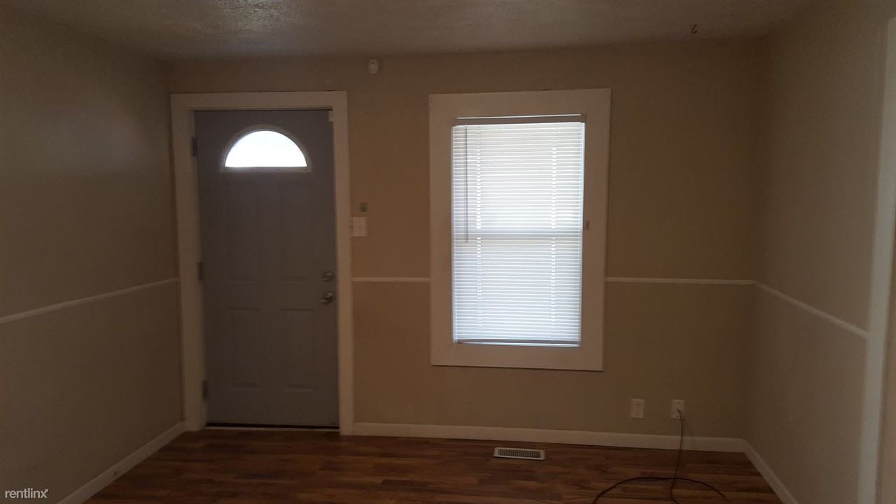 3905 W Henry St - Photo 2 of 5