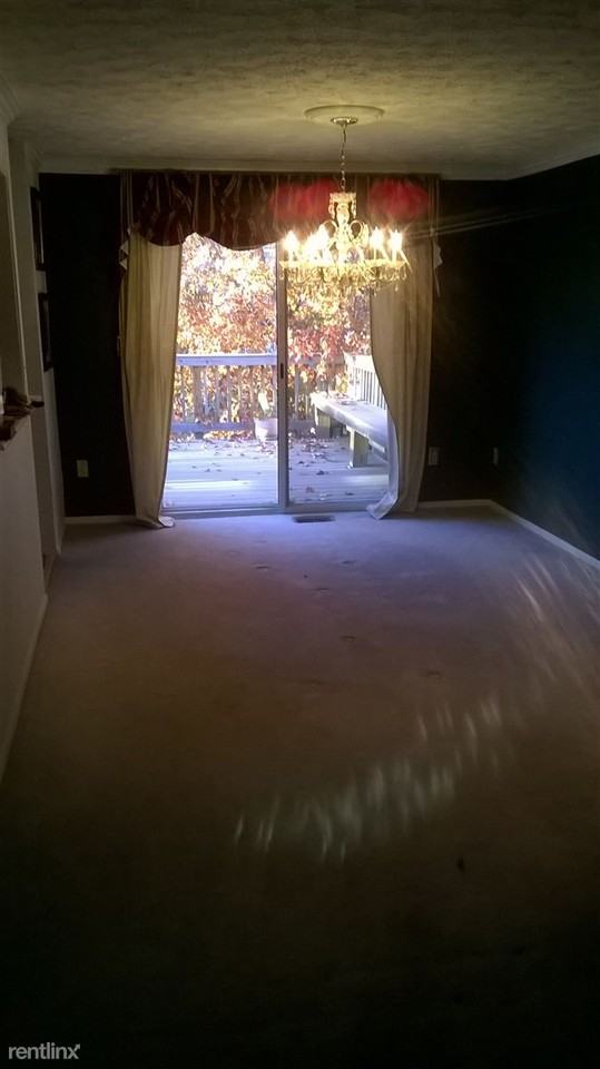 5811 Heming Ave - Photo 3 of 8