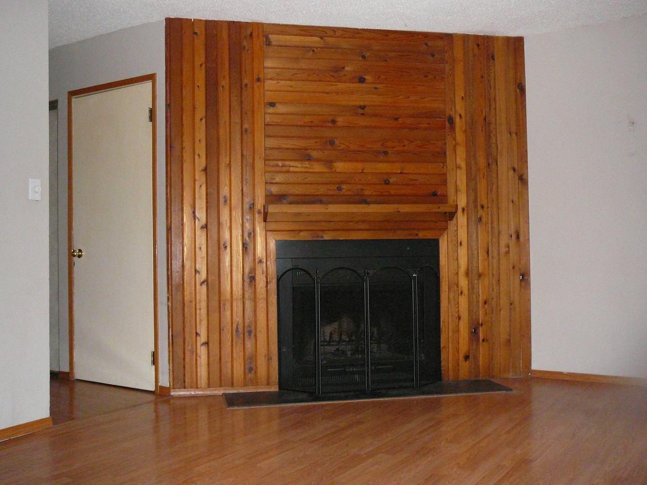 3199 139 Avenue NW - Photo 2 of 9