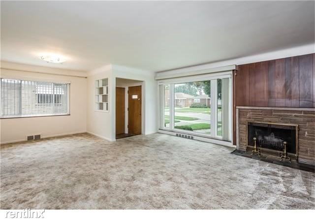 25766 Deborah - Photo 3 of 4