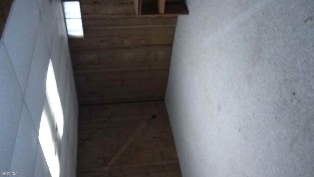 8247 48th Ave - Photo 2 of 9