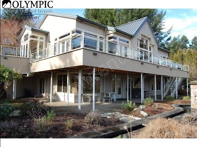 425 W Bay Dr NW - Photo 2 of 15