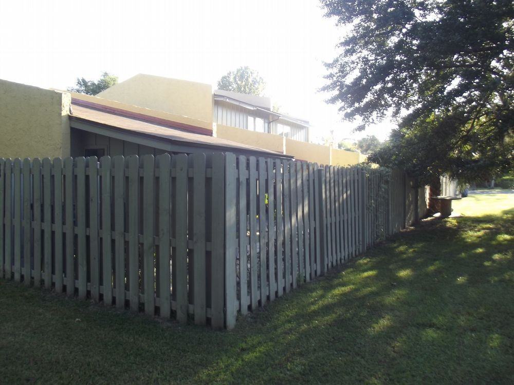 1025 19th St #18d - Photo 2 of 12