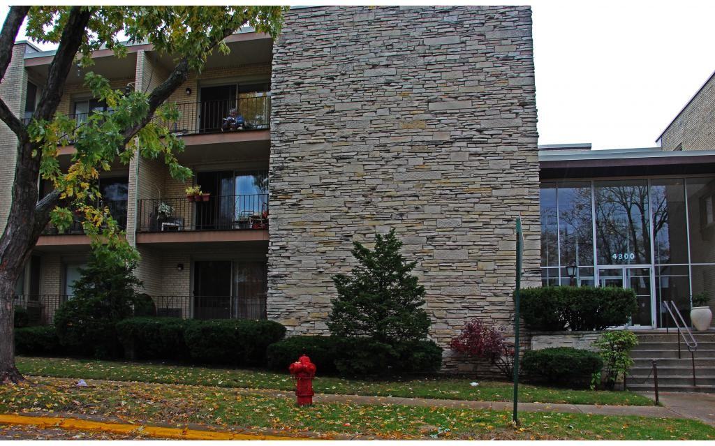 Sierra Realty Skokie Apartments - Photo 3 of 19