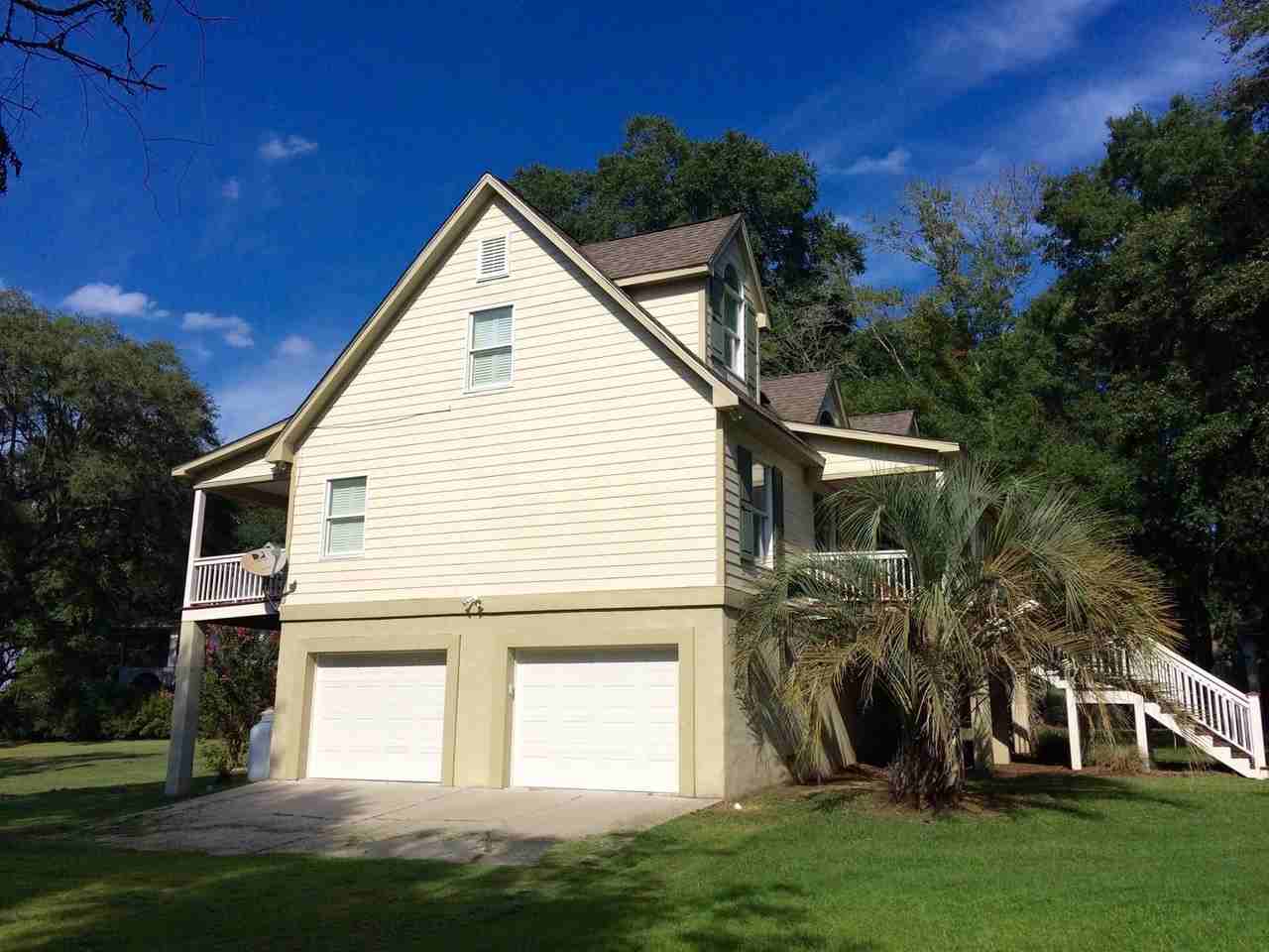 1069 Harts Bluff Rd - Photo 2 of 23