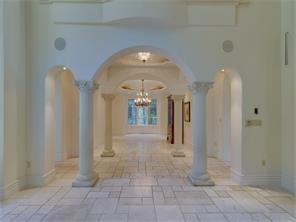 177 Bal Cross Dr - Photo 3 of 8