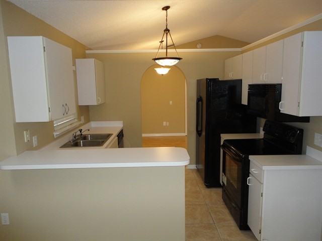 2375 Hickory Creek Rd - Photo 3 of 10