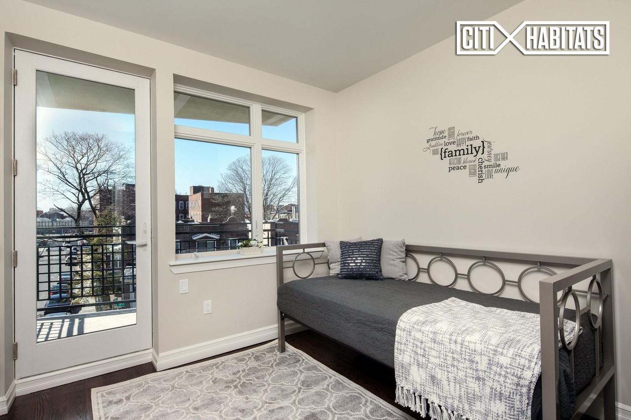 1337-1315 E 17th St #5A - Photo 3 of 4