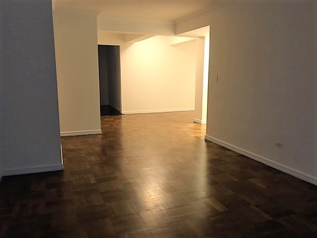 E 57th St. & Lexington Ave. - Photo 3 of 6