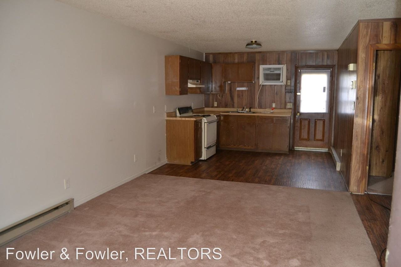 713 S Scientific St - Photo 2 of 5