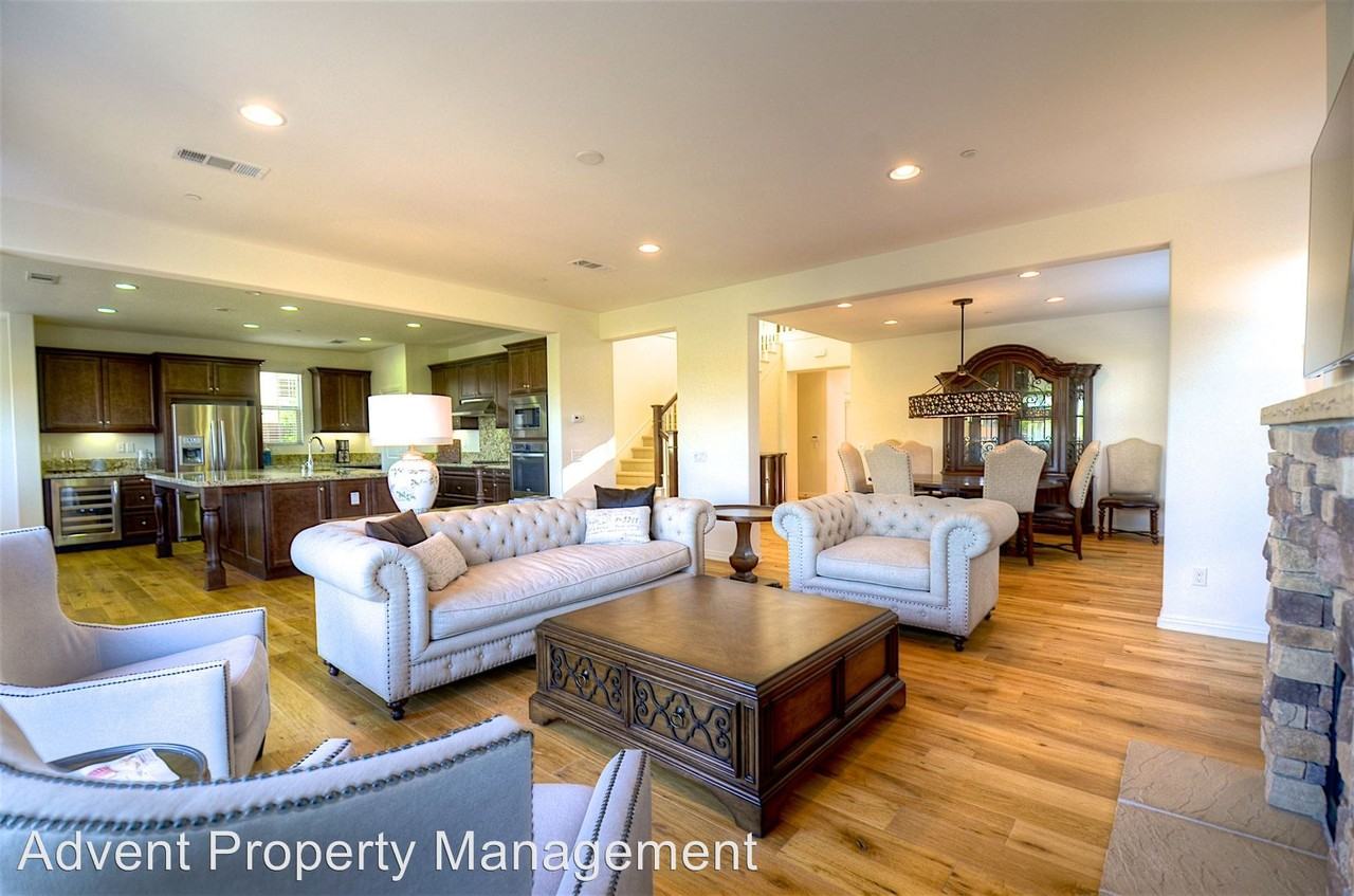 7096 Sitio Frontera - Photo 2 of 26