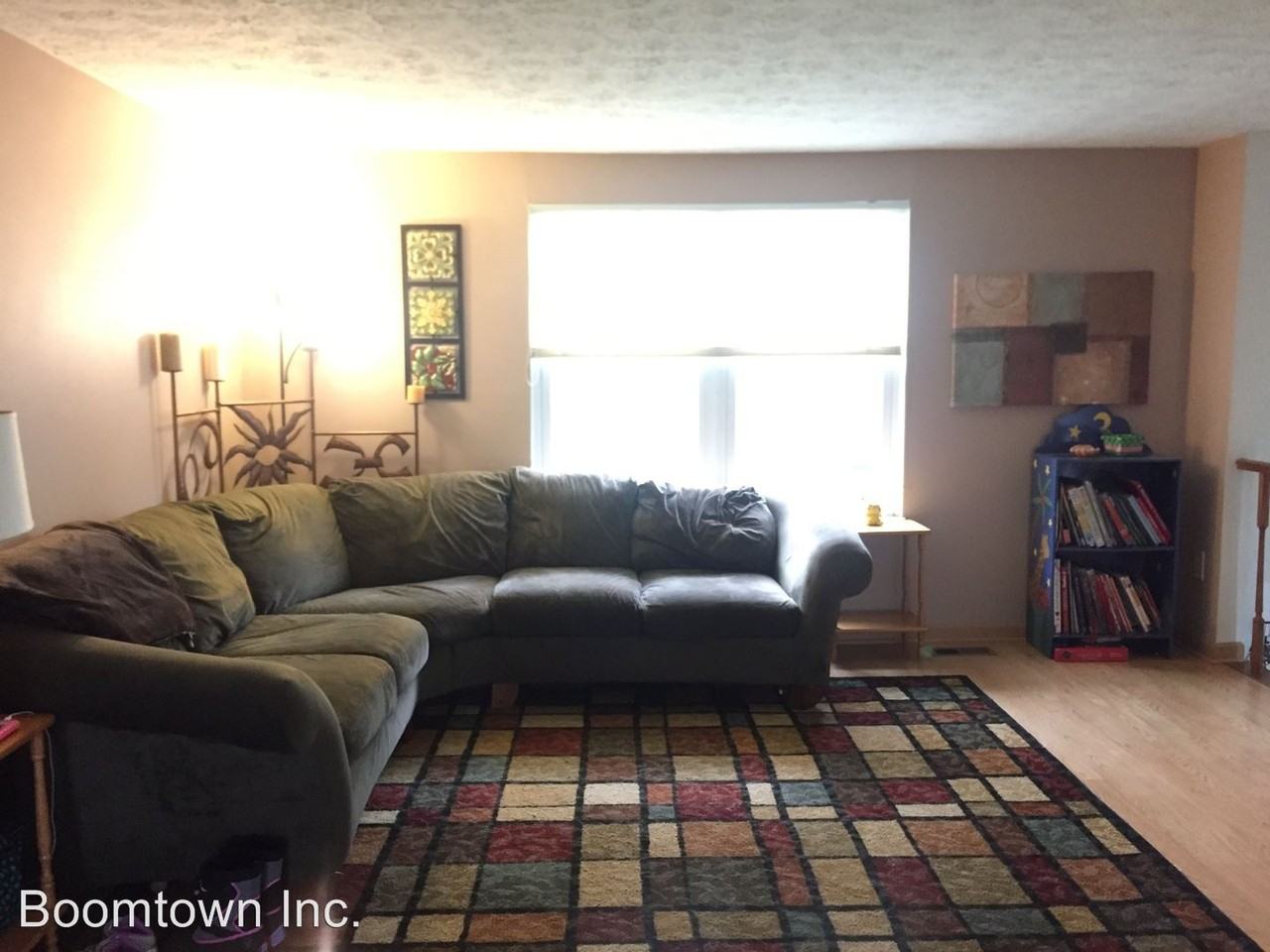 1811 Willow Creek Ct - Photo 2 of 23