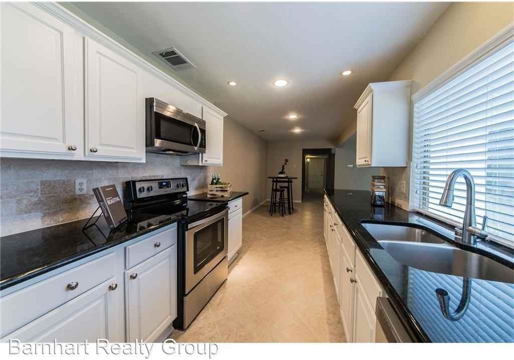 10923 Villa Haven Dr - Photo 3 of 28