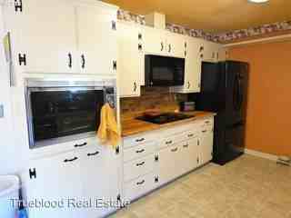 1177 SE Myrtle View Dr - Photo 2 of 16