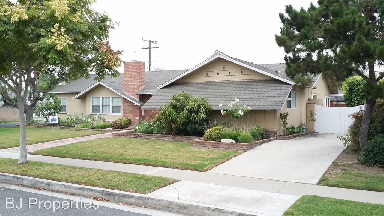 11721 Montecito Rd - Photo 2 of 41