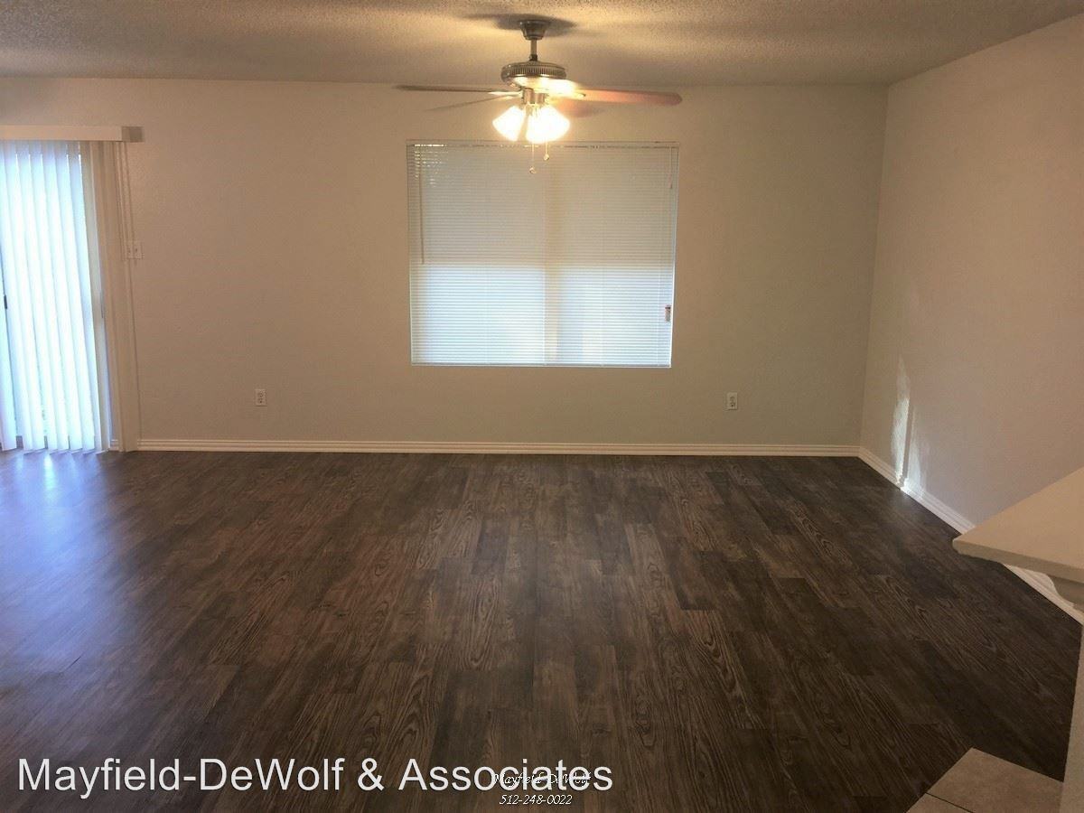 1100 Acanthus St - Photo 3 of 15