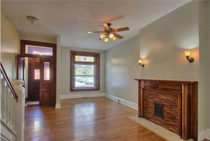 219 Briggs St - Photo 2 of 20