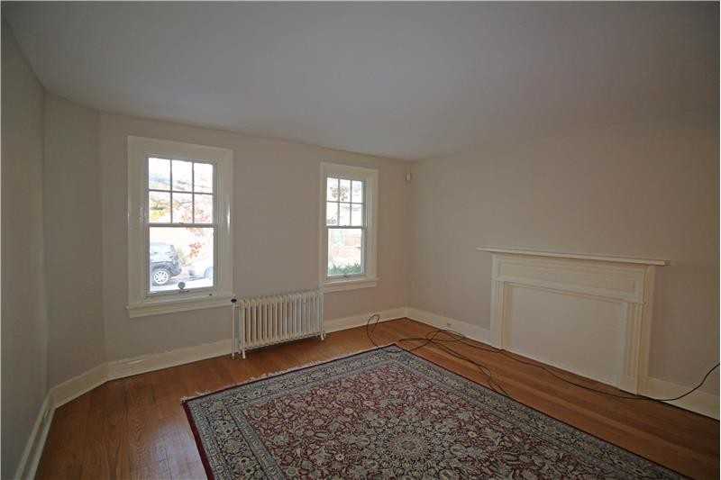 109 South St - Photo 2 of 25