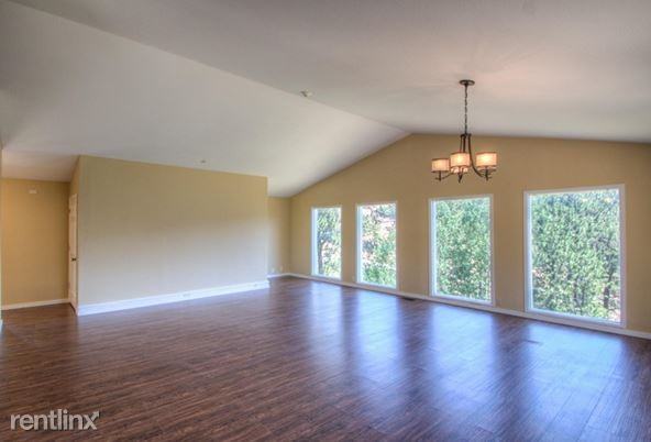 11398 Ranch Elsie Rd - Photo 2 of 12