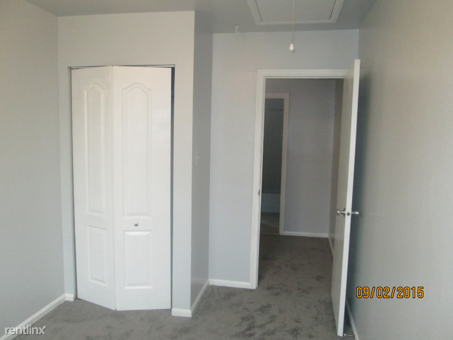 100-6498 Lincoln Ct - Photo 3 of 14