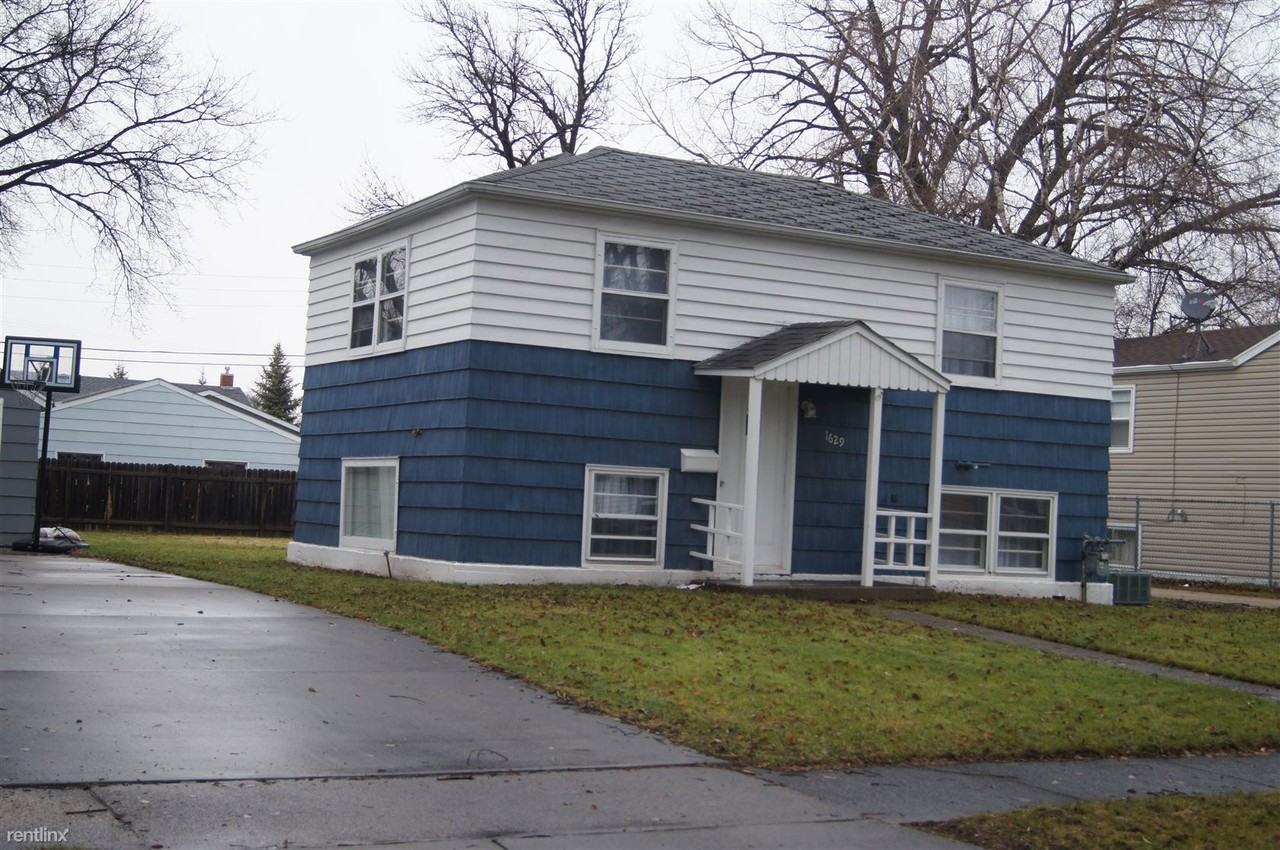 1629 12th Ave S - Photo 2 of 11