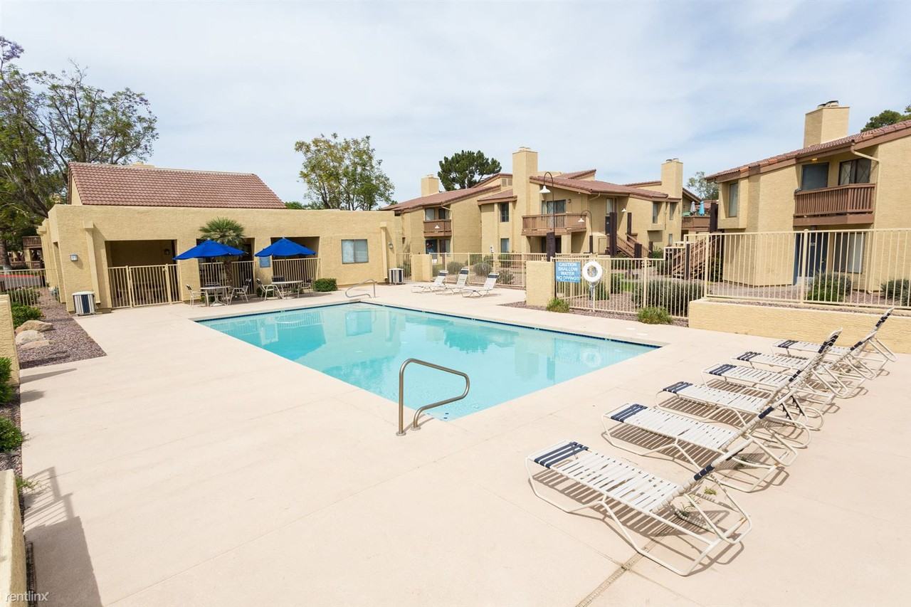 Mesa Dr. and Brown - Photo 2 of 8