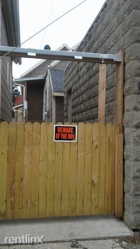 2464 N Holton St - Photo 3 of 3