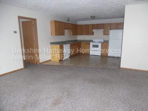 653-683 N 25th St - Photo 2 of 4