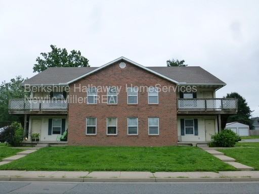 675 N 25th St - Photo 2 of 6