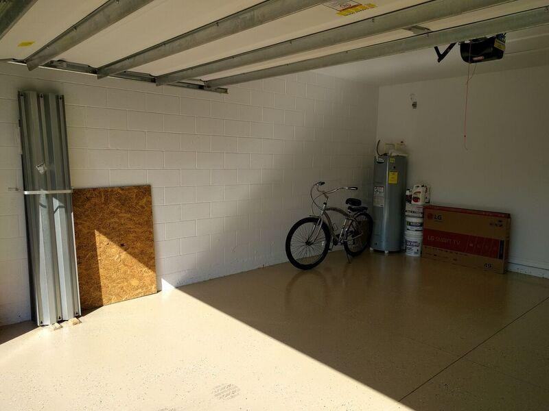 3075 Apple Blossom Dr - Photo 2 of 23