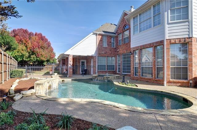 2710 Edgebrook Ct - Photo 2 of 34