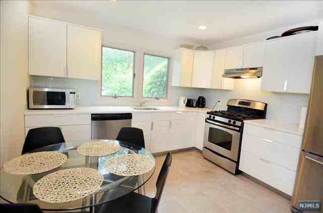 66 Prospect Terrace - Photo 3 of 7