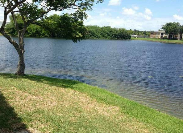 8886 SW 3rd St - Photo 3 of 5