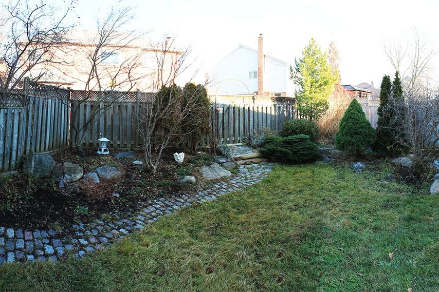 70 Hadden Crescent - Photo 3 of 11