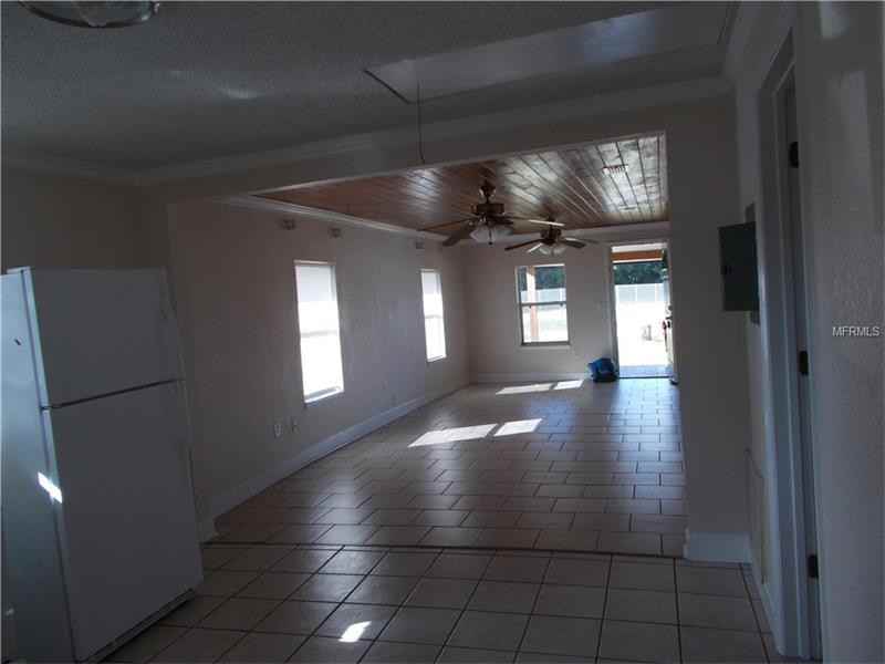 128 Herrick St - Photo 3 of 14