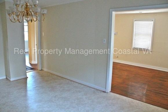 637 Brewer St - Photo 3 of 40