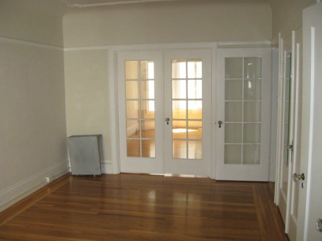3151 Franklin St - Photo 3 of 10
