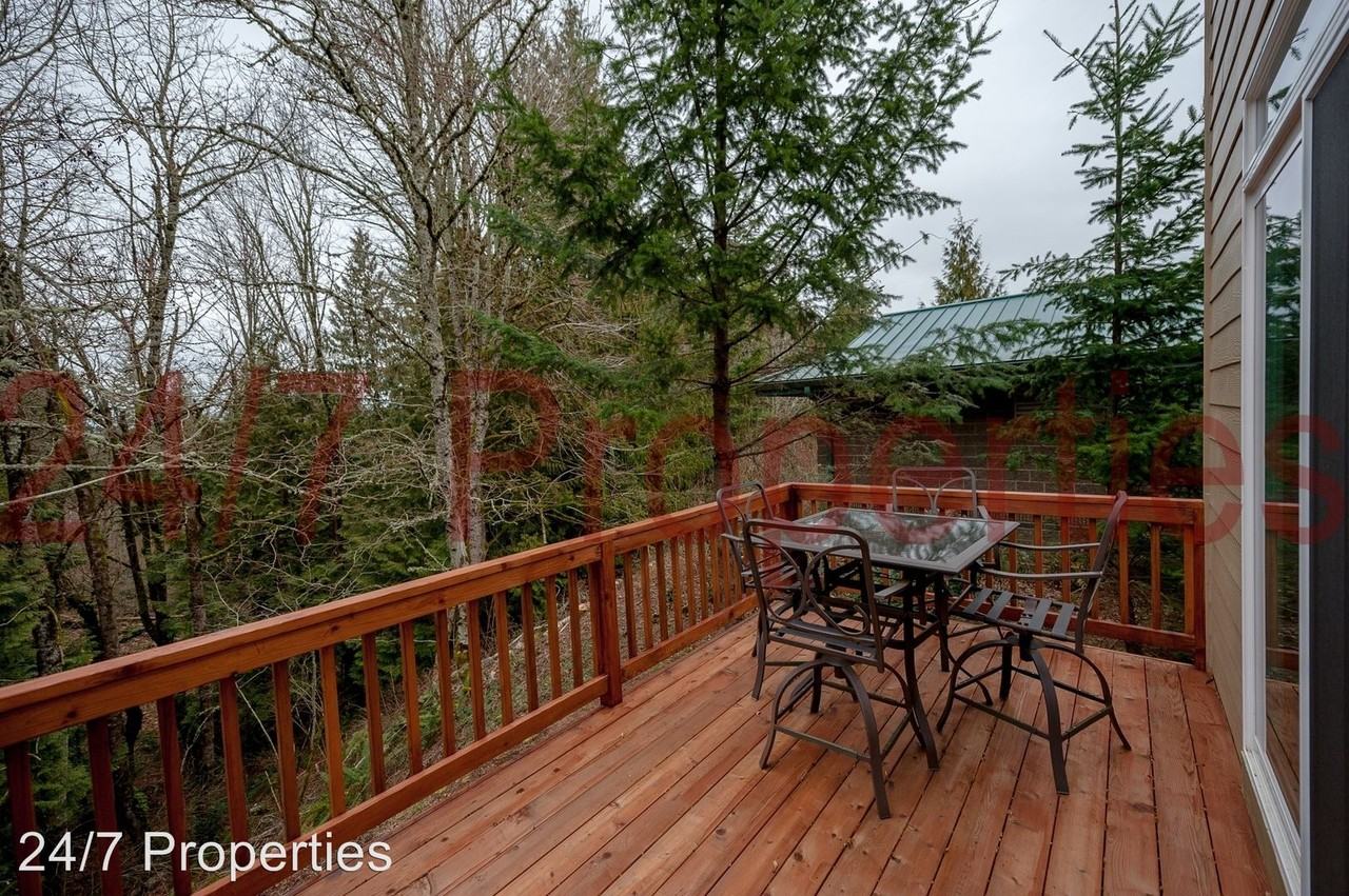 231 SW Gabbert Rd - Photo 2 of 21